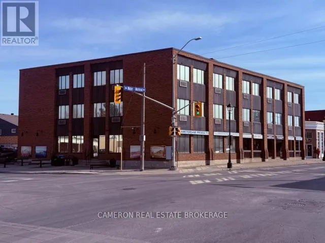 4 MONTREAL ROAD, Cornwall, Ontario K6H1B1