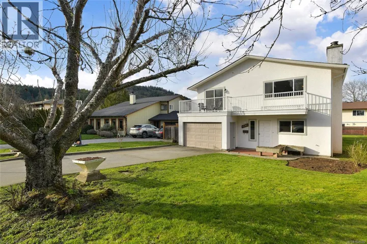 1542 San Juan Ave, Saanich, British Columbia V8N2L5