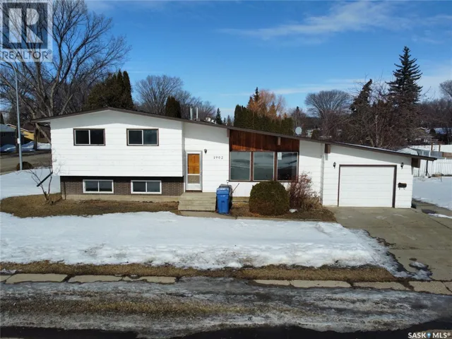 1902 95th STREET, North Battleford, Saskatchewan S9A3C7
