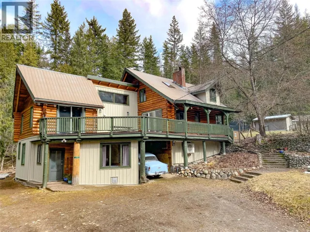 375 Alexander Road, Nakusp, British Columbia V0G1R1