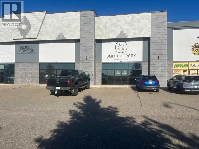 104 and 105, 2201 Box Springs Boulevard NW, Medicine Hat, Alberta T1C0C8