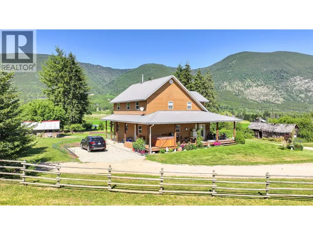 2990 50 Street NW, Salmon Arm, British Columbia V1E4M2