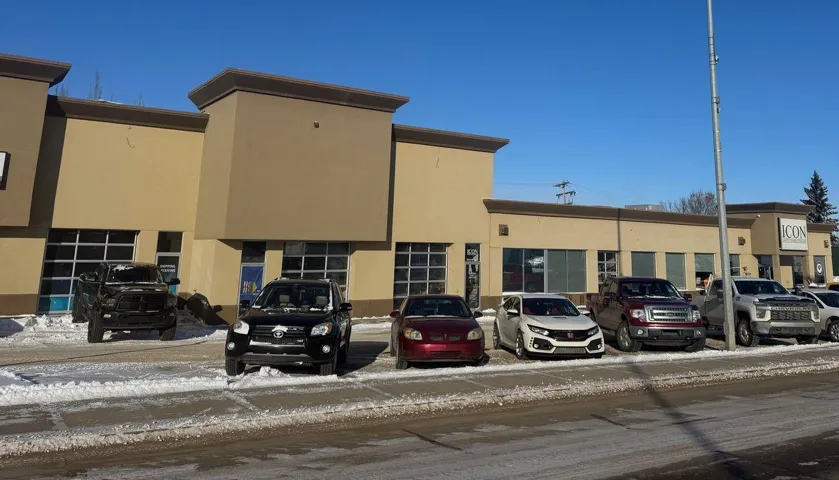 5610 48 Avenue, Camrose, Alberta T4V0K1