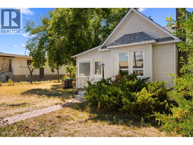 2438 Jackson Avenue, Merritt, British Columbia V1K1B8