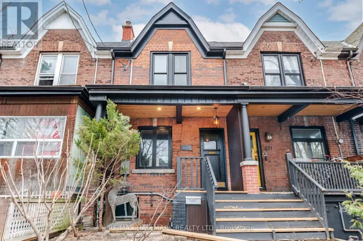653 LOGAN AVENUE, Toronto (North Riverdale), Ontario M4K3C4