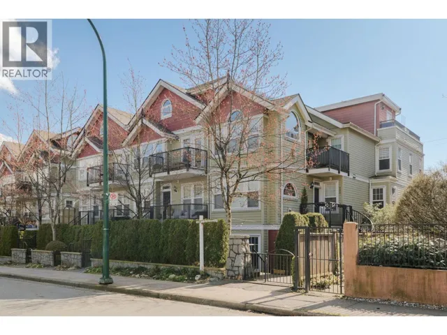 978 W 16TH AVENUE, Vancouver, British Columbia V5Z1T2