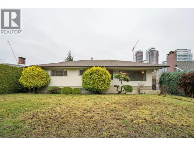 5606 WILLOW STREET, Vancouver, British Columbia V5Z3S4