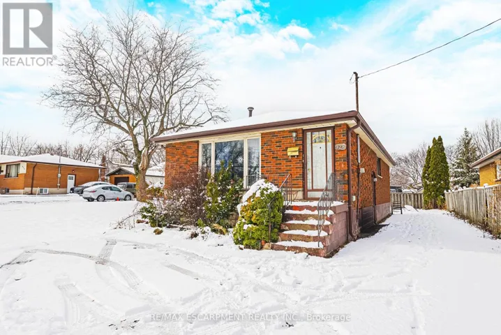928 UPPER GAGE AVENUE, Hamilton (Berrisfield), Ontario L8V4K9