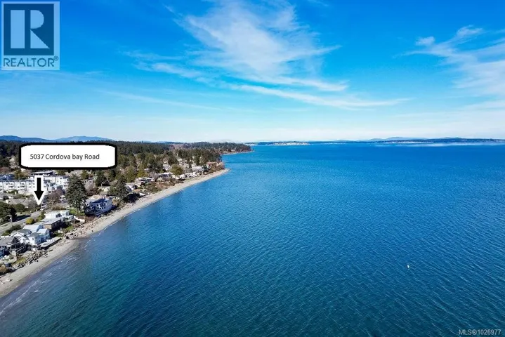 5037 Cordova Bay, Saanich, British Columbia V8Y2K1