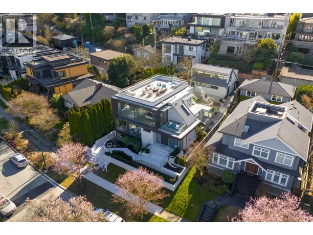 3489 PUGET DRIVE, Vancouver, British Columbia V6L2T6