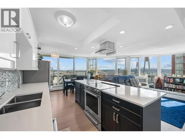903 31 ELLIOT STREET, New Westminster, British Columbia V3L5C9
