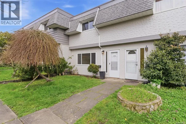 974 Market St, Victoria, British Columbia V8T2E9
