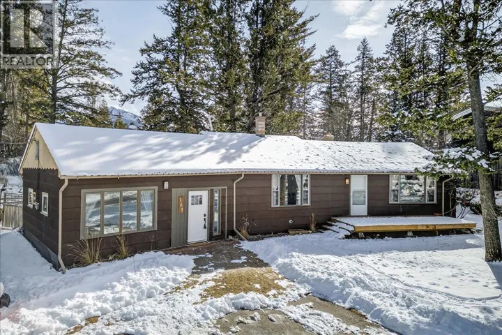 101 11TH Avenue, Invermere, British Columbia V0A1K0