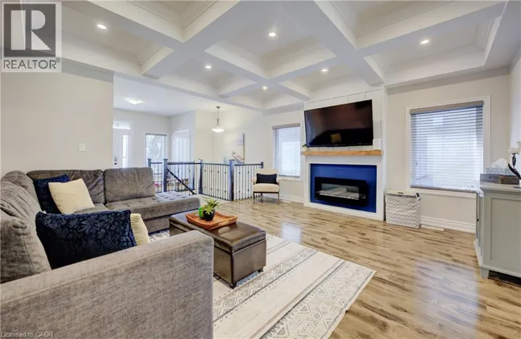 40 FRASERWOOD Court, Cambridge, Ontario N1S5B6