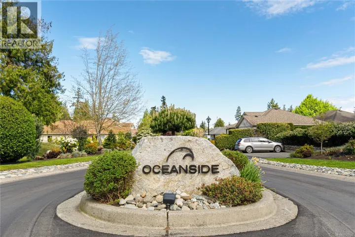 1303 Oceanside Dr, Qualicum Beach, British Columbia V9K2K4
