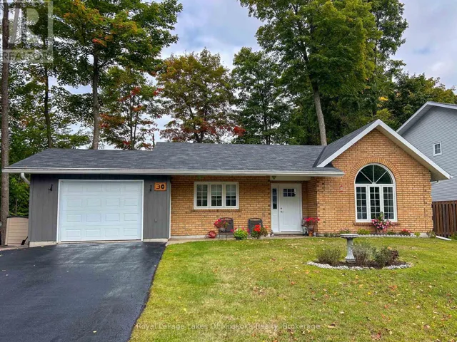 30 SHAW CRESCENT, Huntsville (Chaffey), Ontario P1H1T7