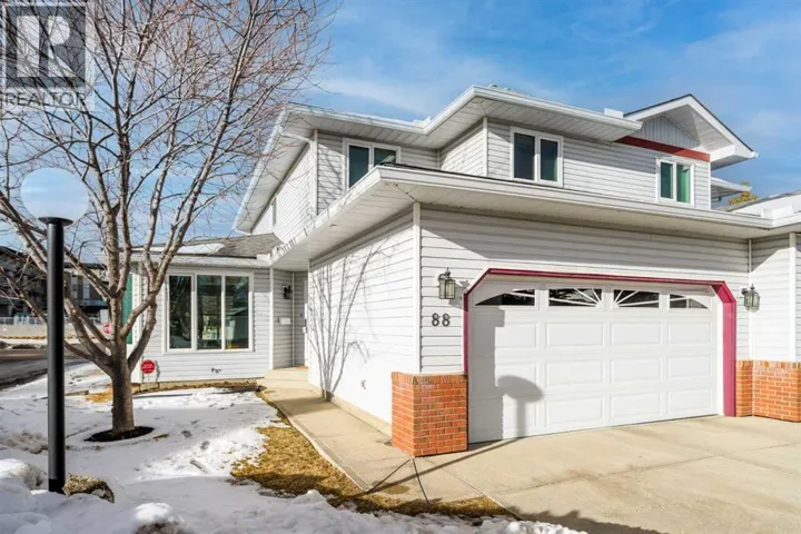 88 Scenic Gardens NW, Calgary, Alberta T3L1Y6