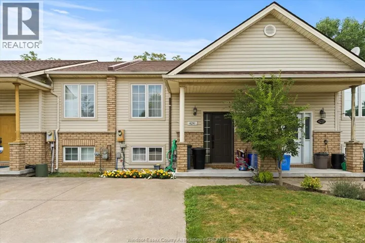 4241 PIONEER AVENUE, Windsor, Ontario N9G2W9