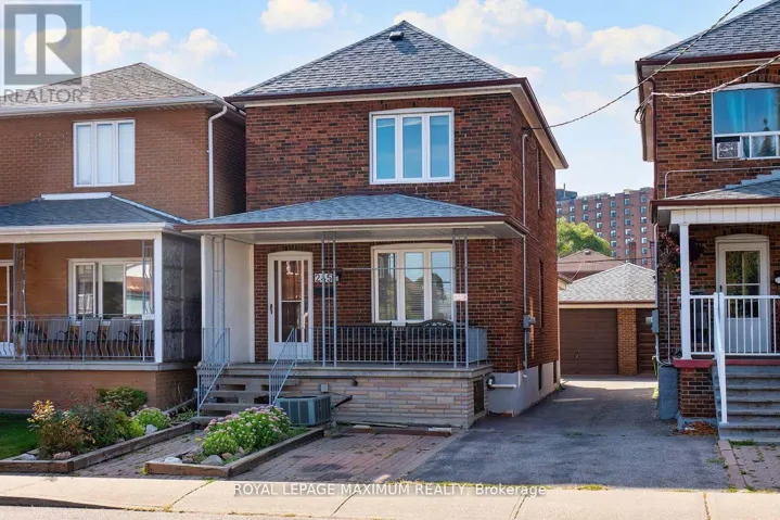 245 BELGRAVIA AVENUE, Toronto (Briar Hill-Belgravia), Ontario M6E2M9