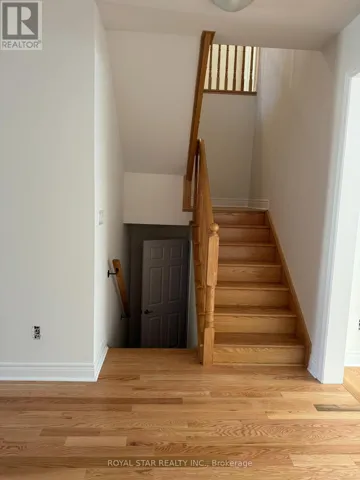 80 CLAREMONT DRIVE, Brampton (Sandringham-Wellington North), Ontario L6R4E8