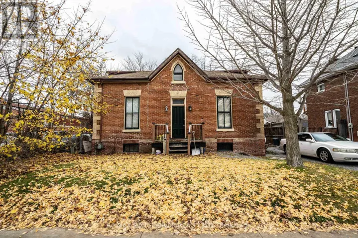 342 MARY STREET N, Oshawa (O'Neill), Ontario L1G5C8