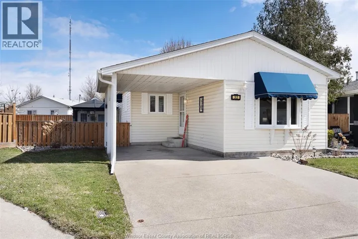 32 Chestnut, McGregor, Ontario N0R1J0