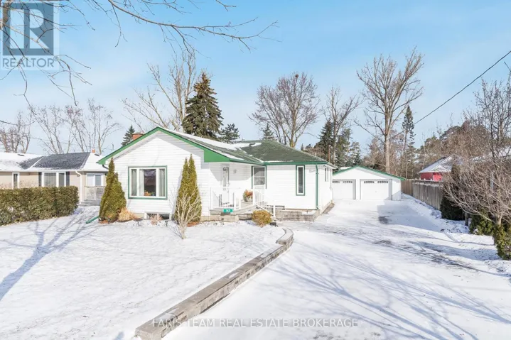 142 ORIOLE DRIVE, East Gwillimbury (Holland Landing), Ontario L9N1G9