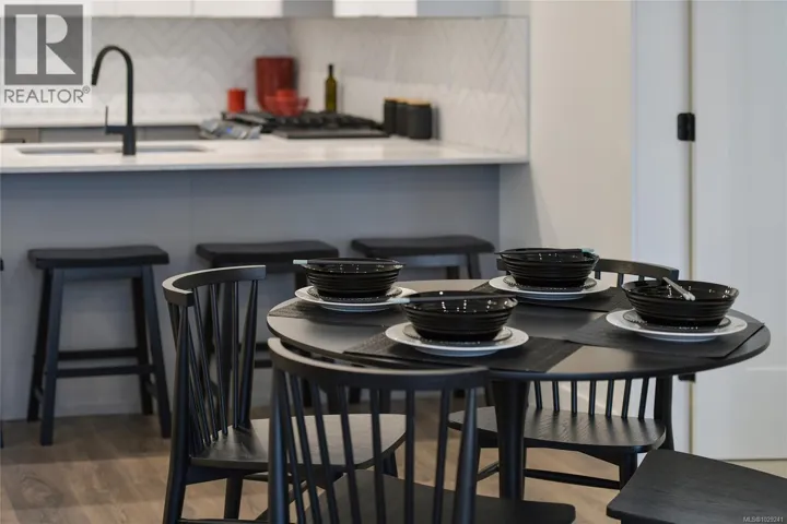 206 1114 Samar Cres, Langford, British Columbia V9B7C5