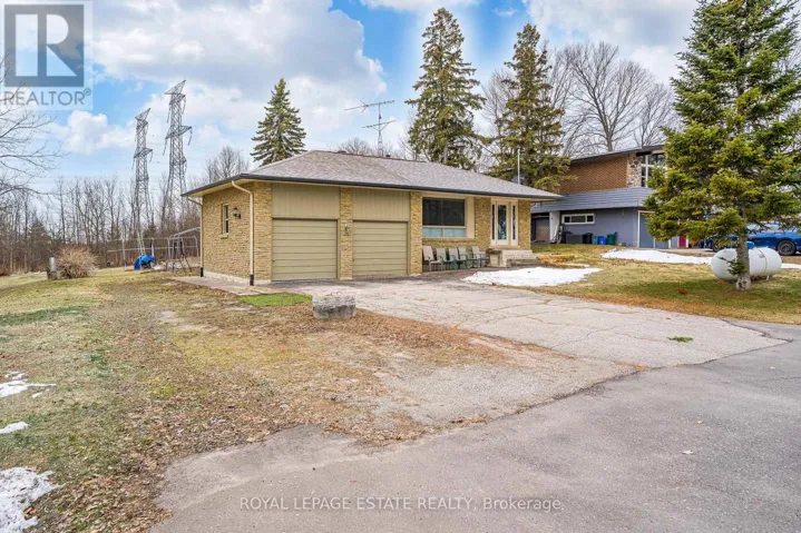 2 JOMAR AVENUE, Pickering, Ontario L1V2P9
