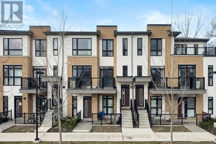 H202 - 90 CANON JACKSON DRIVE, Toronto (Brookhaven-Amesbury), Ontario M6M0B9