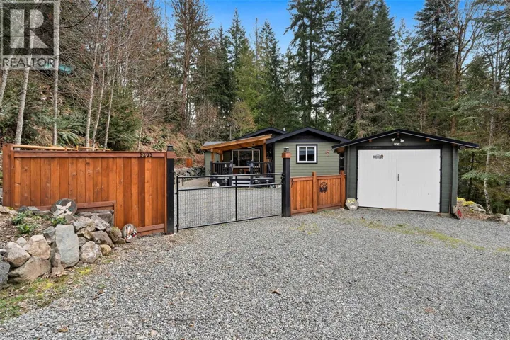 9205 Nighthawk Rd, Lake Cowichan, British Columbia V0R2G0