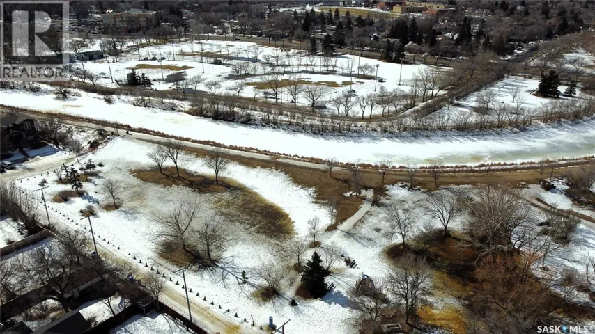 2512 GARNET STREET, Regina, Saskatchewan S4T3A4