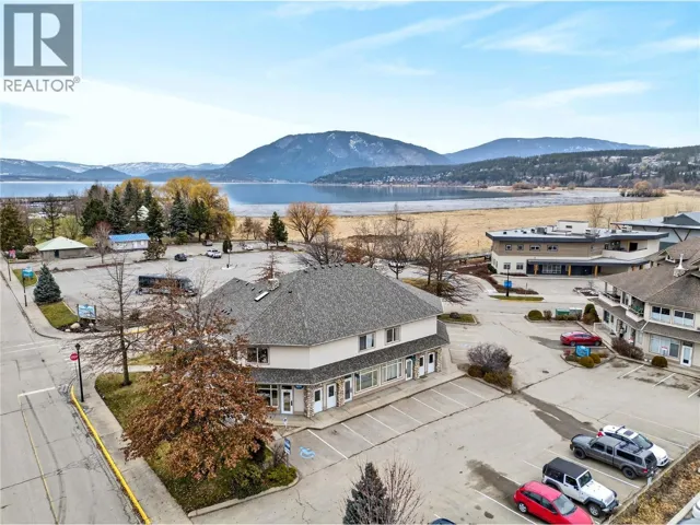 680 Marine Park Drive Unit# 1, Salmon Arm, British Columbia V1E3L4