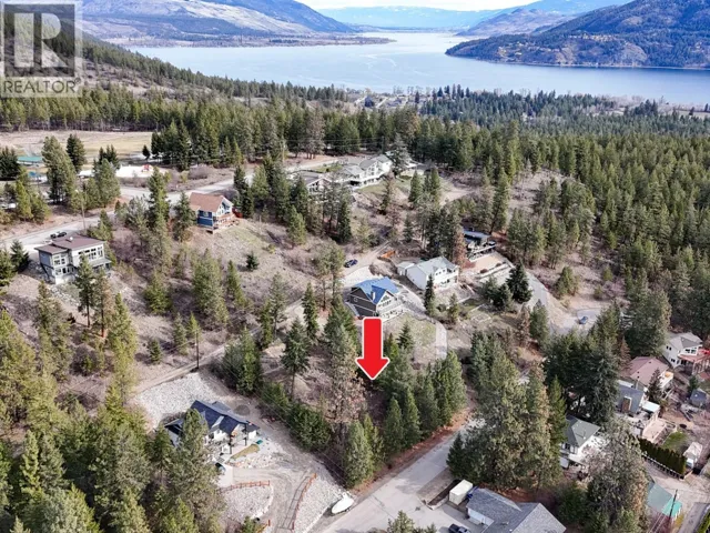 10766 Pinecrest Road, Vernon, British Columbia V1H2C1