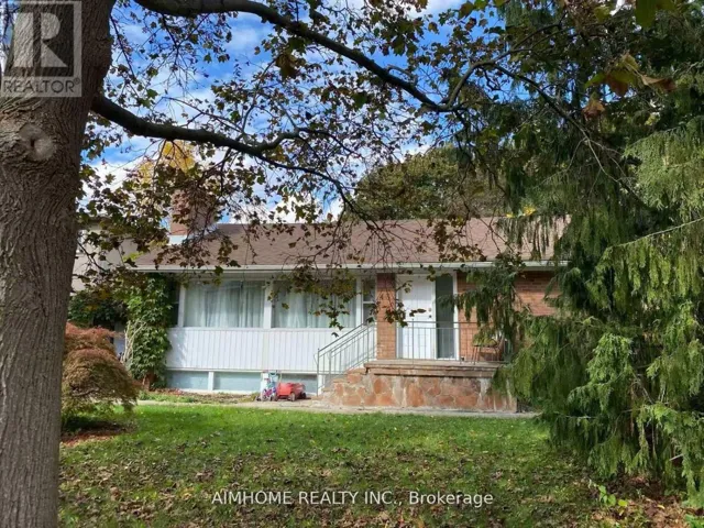 43 PLATEAU CRESCENT, Toronto (Banbury-Don Mills), Ontario M3C1M9