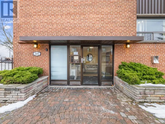 102 - 325 SAMMON AVENUE, Toronto (Danforth Village-East York), Ontario M4J2A1
