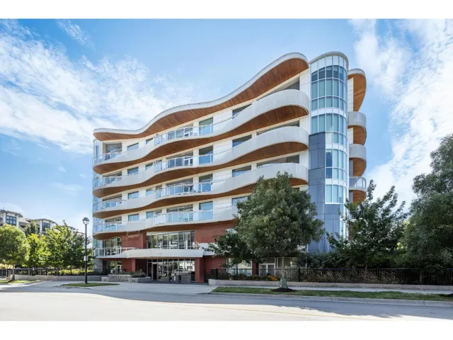 502 20416 PARK AVENUE, Langley, British Columbia V3A0N2
