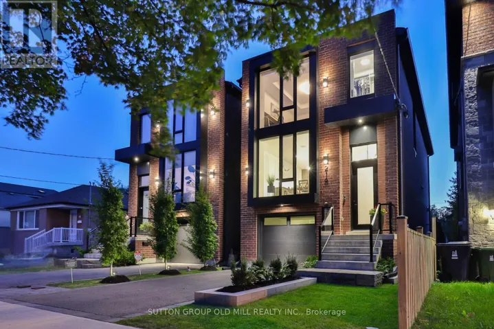 216 DELTA STREET, Toronto (Alderwood), Ontario M8W4E6