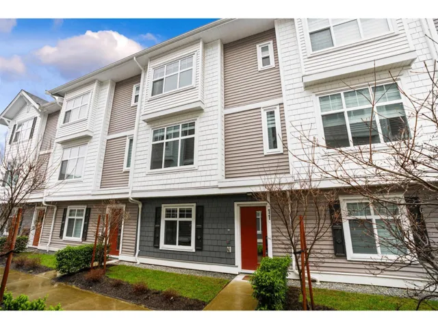 11 2033 MCKENZIE ROAD, Abbotsford, British Columbia V2S0M2