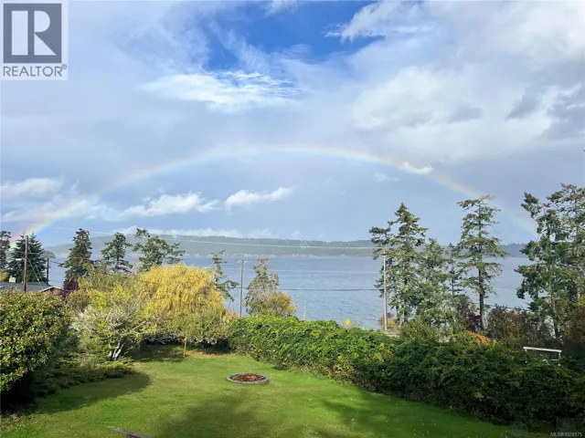 321 Maliview Dr, Salt Spring, British Columbia V8K2P7