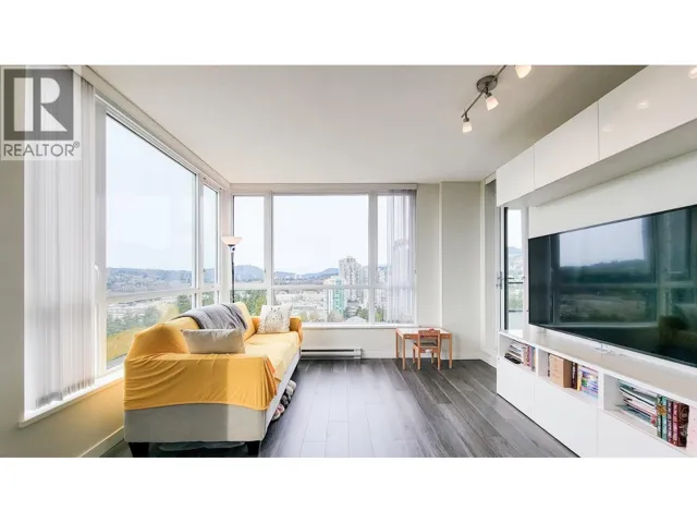 2204 3096 WINDSOR GATE, Coquitlam, British Columbia V3B0P4