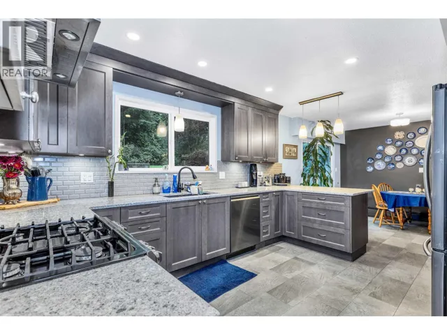 12146 ROTHSAY STREET, Maple Ridge, British Columbia V2W1E2