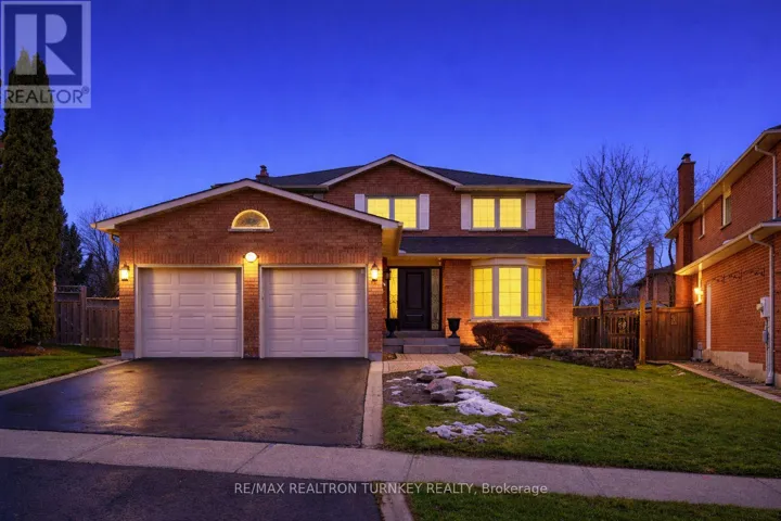 70 KEFFER CIRCLE, Newmarket (Armitage), Ontario L3X1R8