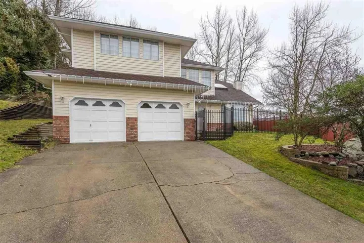 30922 SANDPIPER PLACE, Abbotsford, British Columbia V2T5L5