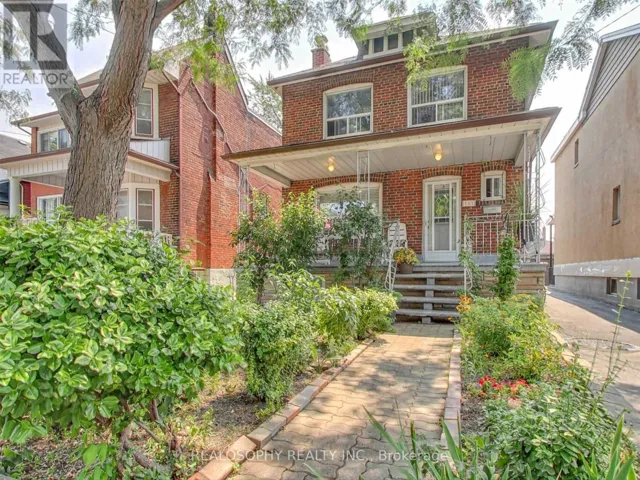 MAIN FLOOR - 101 AUBURN AVENUE, Toronto (Corso Italia-Davenport), Ontario M6H2L8