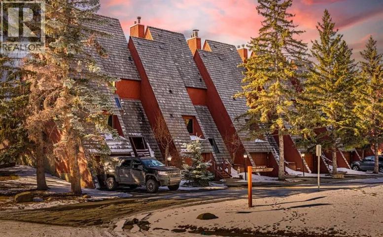 13, 828 Coach Bluff Crescent SW, Calgary, Alberta T3H1A8