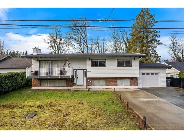 34889 HIGH DRIVE, Abbotsford, British Columbia V2S2X7