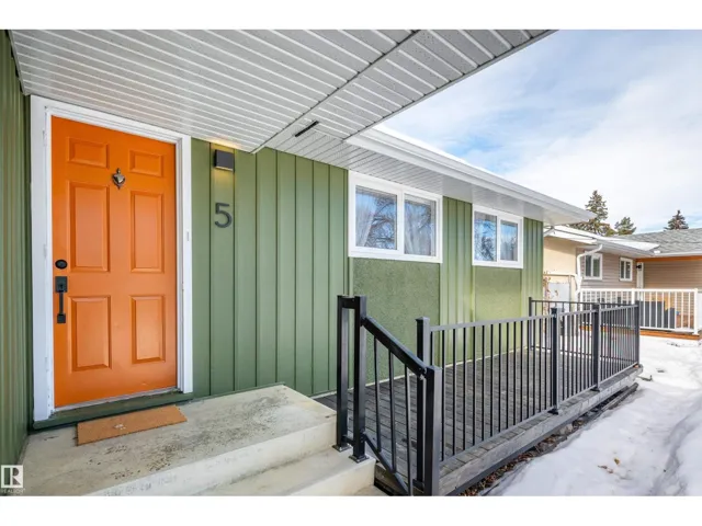 5 LAROSE DR, St. Albert, Alberta T8N1S5