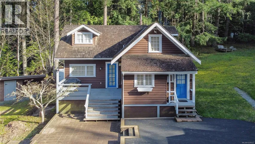 696 Rainbow Rd, Salt Spring, British Columbia V8K2M6