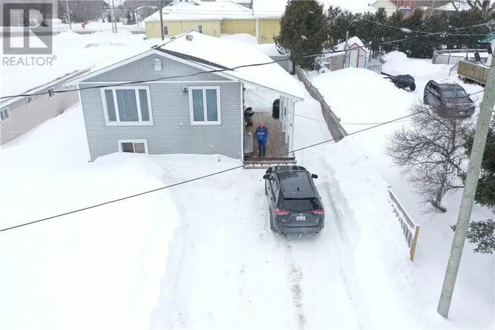 5 Algoma, Webbwood, Ontario P0P2G0